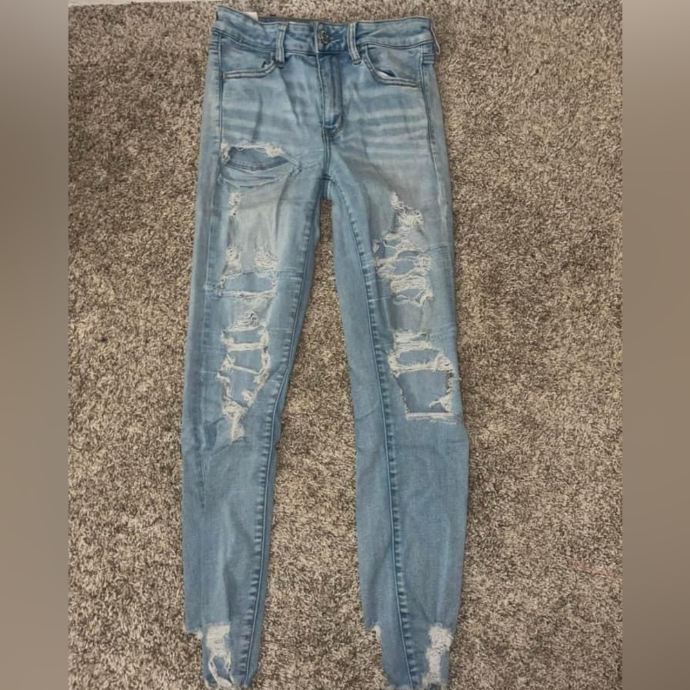 American Eagle distress jeans